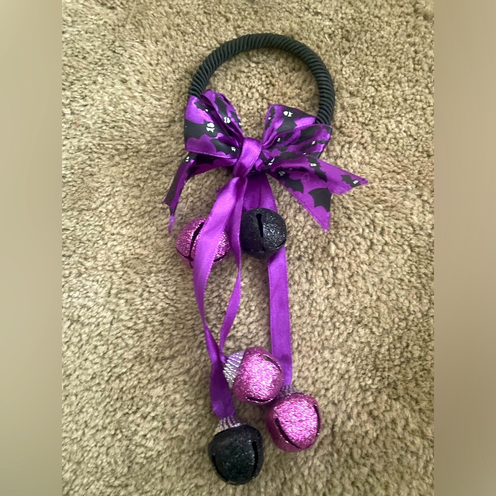 MYSTERY JEWELRY BUNDLE- over $100 in merch!